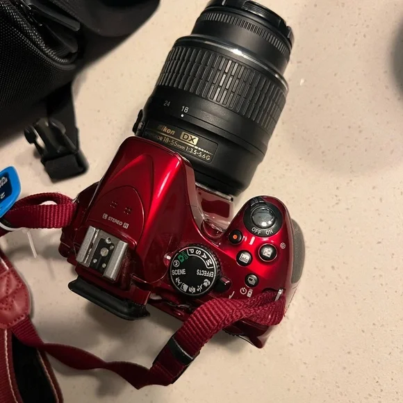 Nikon D5200 DSLR Camera – Red - Picture 4 of 5